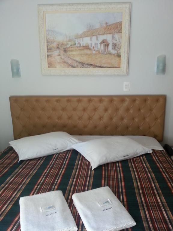 Hotel Pousada Valintur Balneário Camboriú Habitación foto