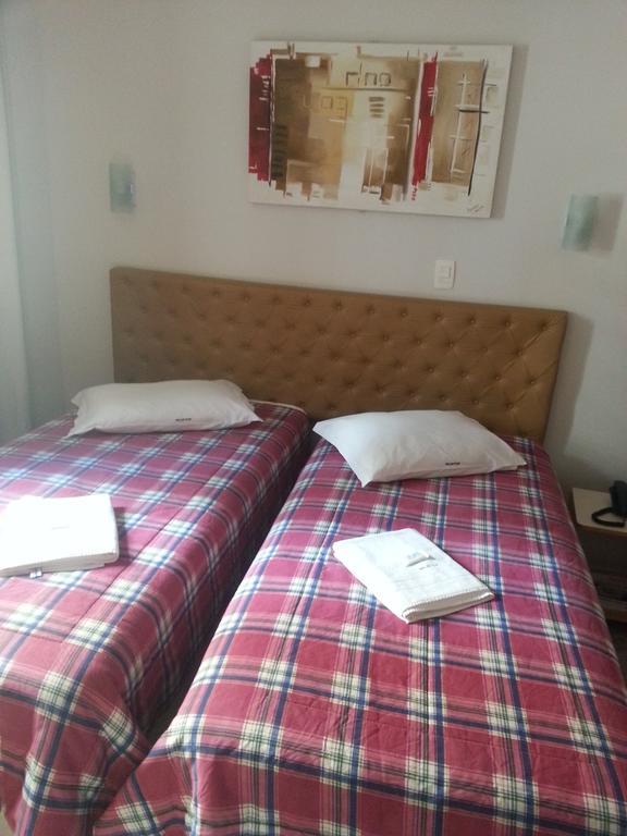 Hotel Pousada Valintur Balneário Camboriú Habitación foto